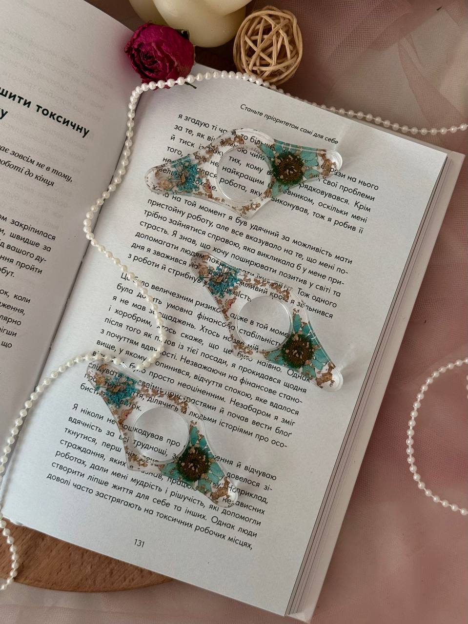 Тримач»Зелений з квітами»