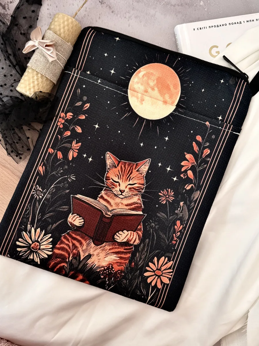 Купити Чехол для книги “Читающий котик”
